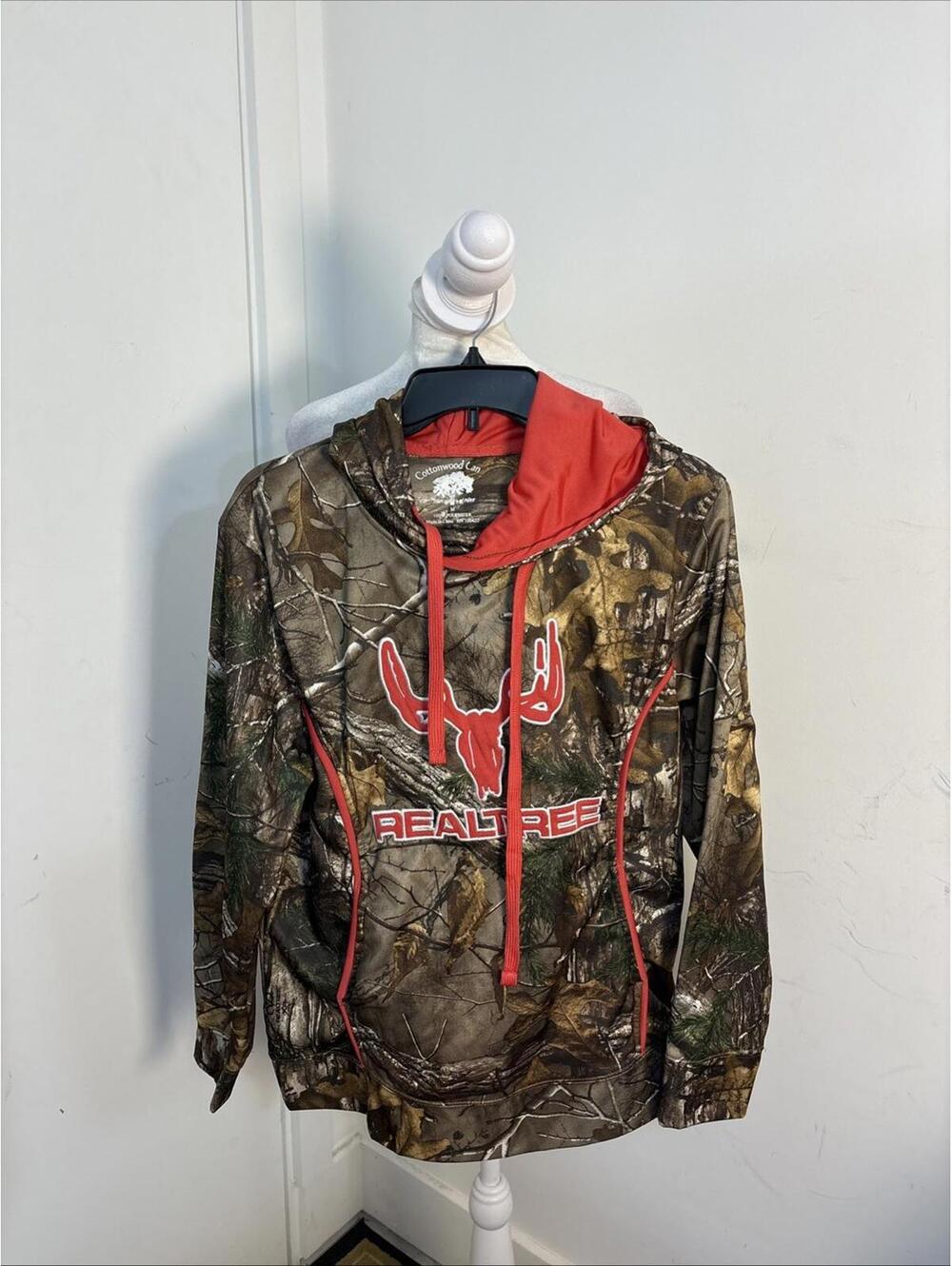 Women's Medium Realtree Xtra Camouflage Hooded Pullover‎ Hunting Sweatshirt